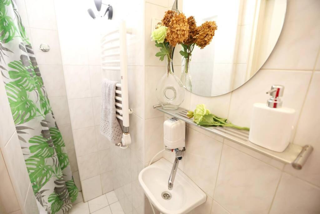 Batorego Cosy Apartment Краков Экстерьер фото